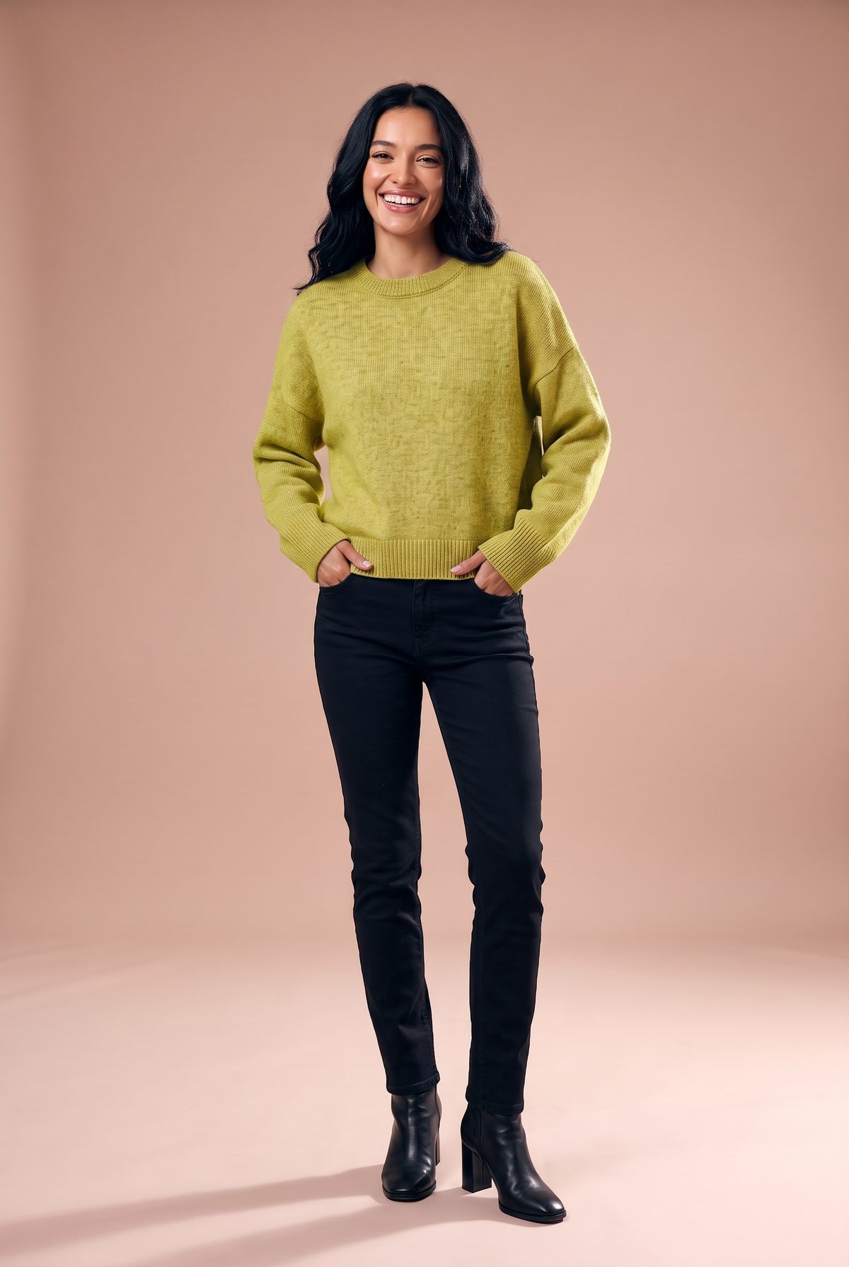AINSLEY Oversized Crew Neck Knitted Jumper in green, front