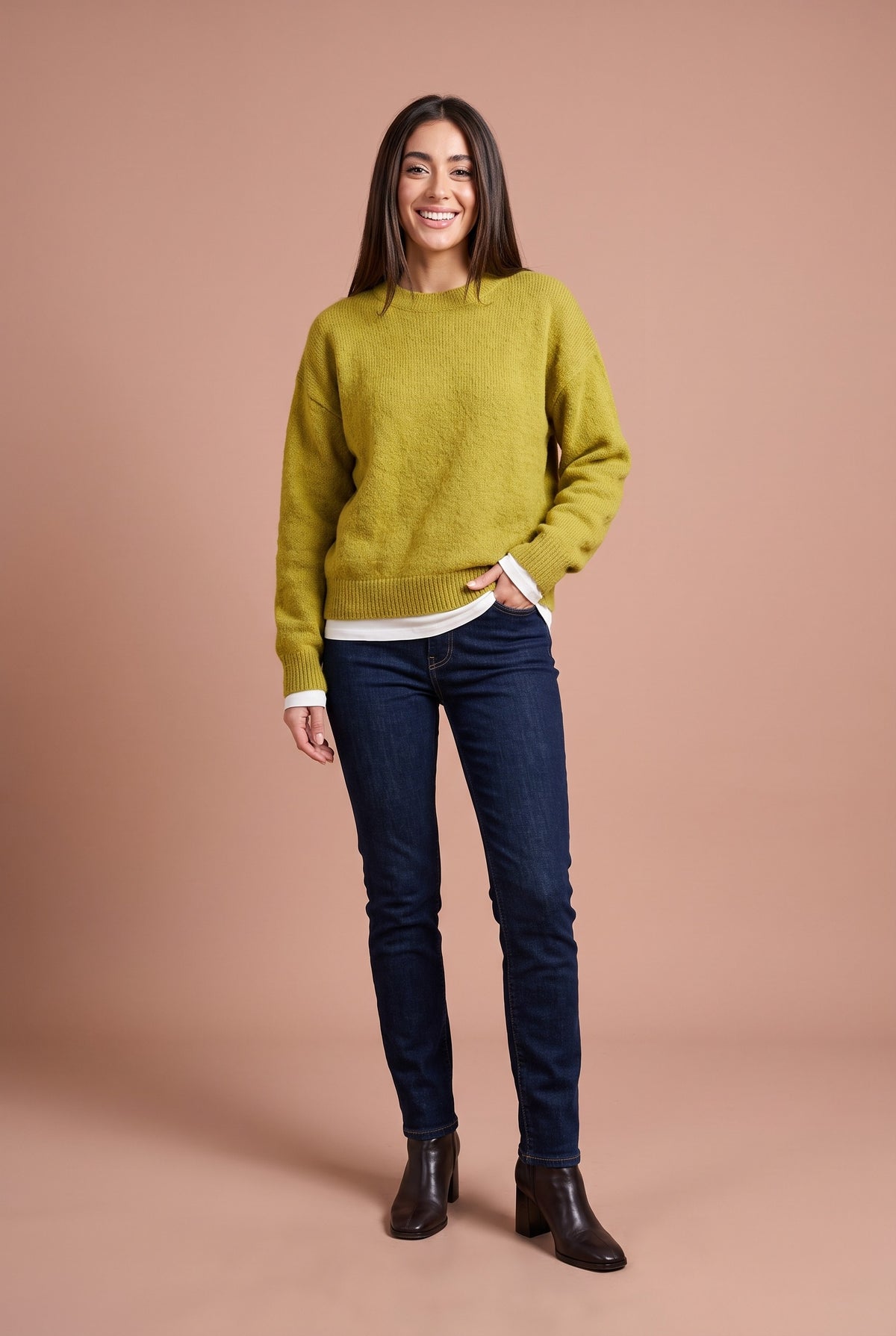 ISABELLA Oversized Chunky Knit Jumper in lime green crew neck, front