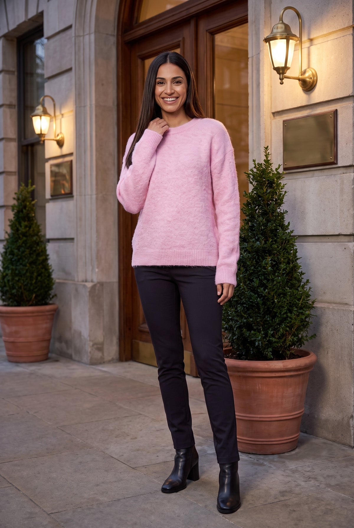 ISABELLA Oversized Chunky Knit Jumper, lifestyle