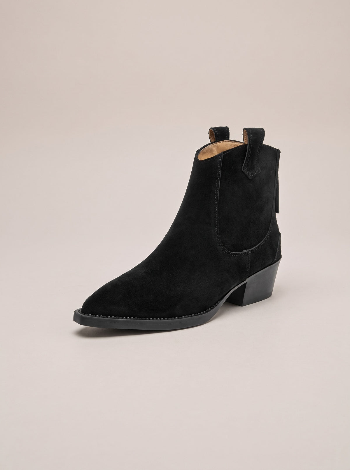 MARISOL Western Suede Ankle Boots in black fur, front