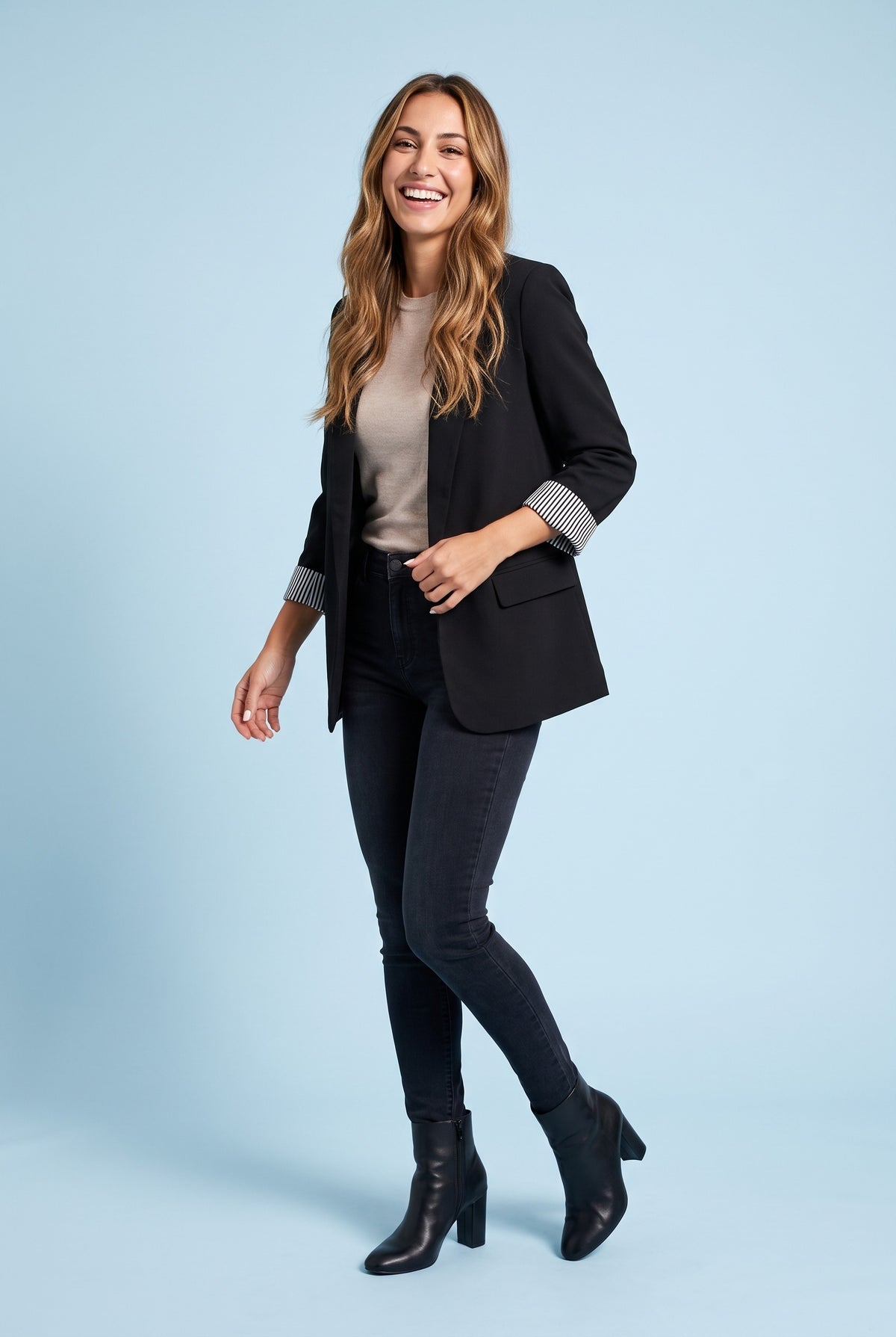 OLIVIA Slim Fit Longline Blazer in black, front